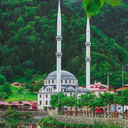 Full Day Uzungöl Lake Tour